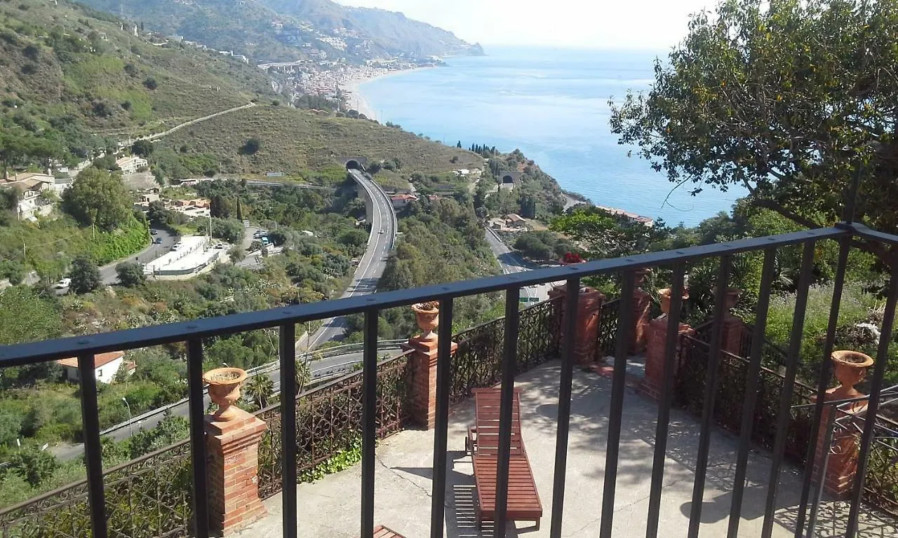 ** Panzió La Cage Aux Folles B&B Taormina Olaszország