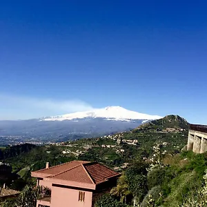 https://villa-quisisana-taormina.taorminaitalyhotels.com