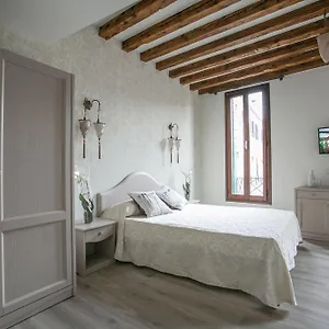 https://guesthouse-ca-dellangelo.hotelinveneto.com