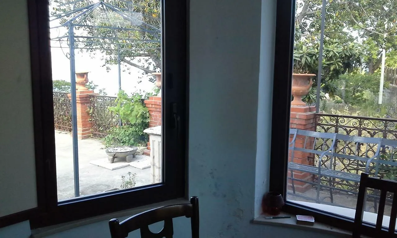 La Cage Aux Folles B&B Taormina Bed & Breakfast